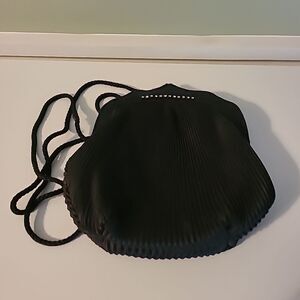Almondo Handbag 